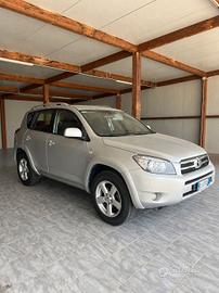 Toyota RAV 4 RAV4 2.2 D-4D 177 CV Sol Plus