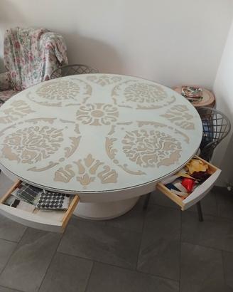 Tavolo rotondo