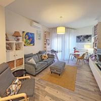 Trilocale ristrutturato con ampio box e cantina