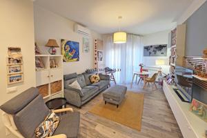 Trilocale ristrutturato con ampio box e cantina