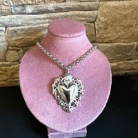 Collana cuore sacro
