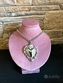 Collana cuore sacro