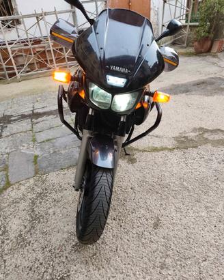 Yamaha TDM 850 F.M.I