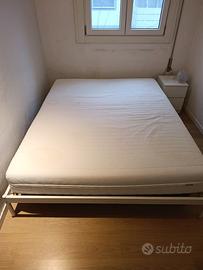 Letto matrimoniale IKEA 160x200 cm