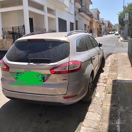 Ford mondeo