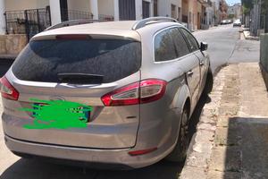 Ford mondeo