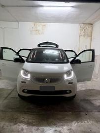 Smart ForFour 1.0 71CV Automatica – 57.000 km