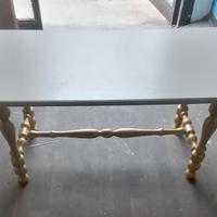 Tavolino stile barocco