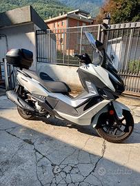 Sym Cruisym α 300