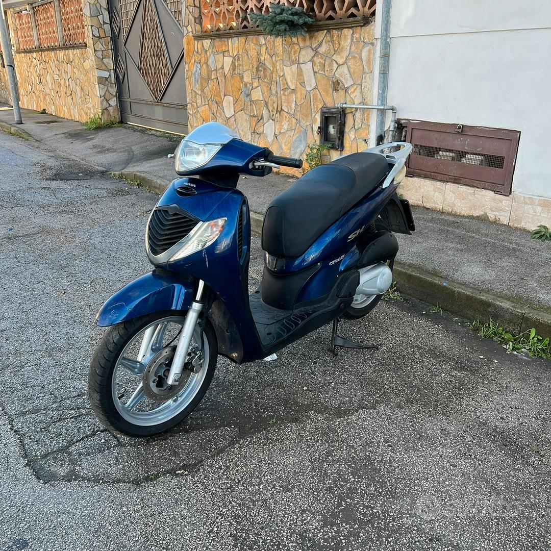 Honda Sh 125 anno 2013-2016 leggi descrizione - Moto e Scooter In vendita a  Napoli