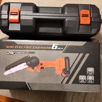 Mini Motosega a Batteria 6 Pollici