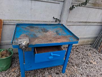 Banco da lavoro  per meccanico 
