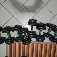 Manubri palestra con rastrelliera