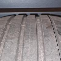 gomme 225 45 19 96w 