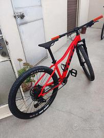Trek Marlin 8 (2023) - Ruote 27.5" - Tubeless - SR