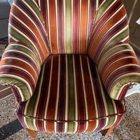 Poltrona artigianale imbottita