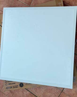 Plafoniera led ad incasso