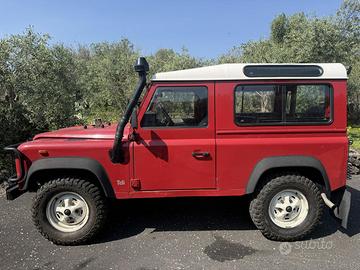 Land Rover Defender 90 200 Tdi