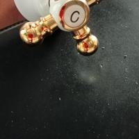 RUBINETTO INCASSO DA 1/2 A PARETE