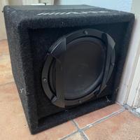 Subwoofer auto