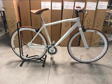 Bicicletta scatto fisso