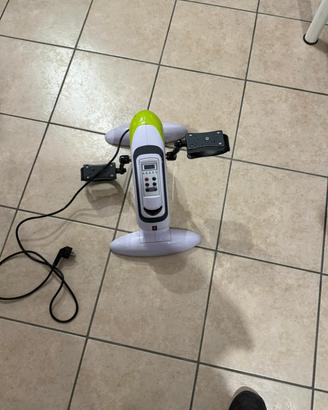 cyclette per braccia 