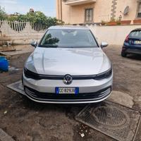 Volkswagen Golf 2.0 TDI DSG 5p. Executive BlueMoti