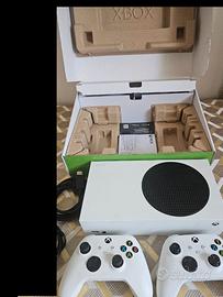 Xbox Series S 512GB 2 + Controller con problemi