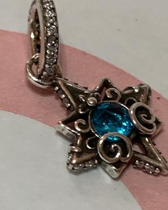 Disney x Pandora stella blu