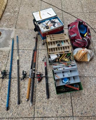 atrezzatura da pesca canne,mulinelli, e atrezzi