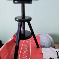 Sgabello per piano forte