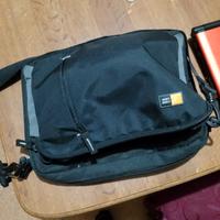 portatile Toshiba con borsa 