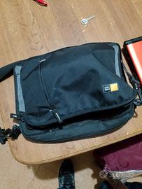 portatile Toshiba con borsa 