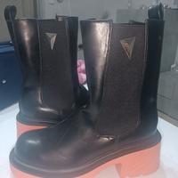 stivali con zeppa colorata 