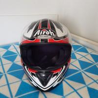 Caschi e guanti da moto