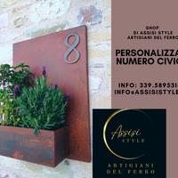 Numeri civici in ferro