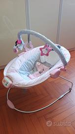 Sdraietta vibrante per neonati