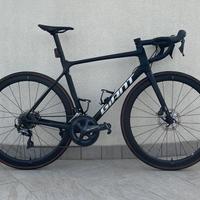 Giant TCR pro team