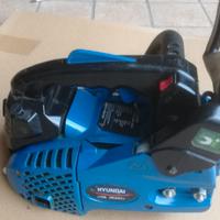 Motosega Hyundai 35420A per pezzi di ricambio