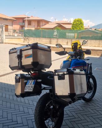 tris valige givi tenerè 700