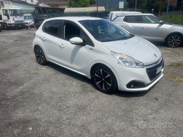 Peugeot 208 2020