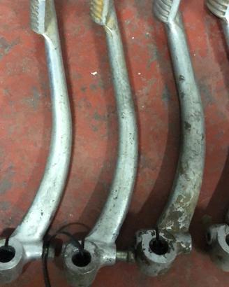 Vespa Leve messa in moto e pedali freno.