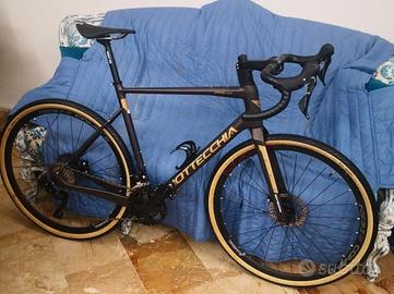 BOTTECCHIA - GRAVEL CARBON bicicletta