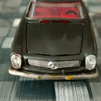 Mercedes Benz 230 SL Politoys M-503