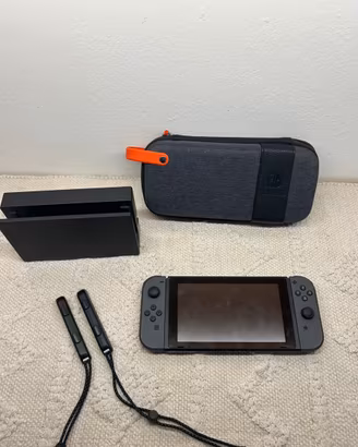 Nintendo Switch Grigio Completo