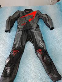 Tuta in pelle dainese divisibile taglia 50