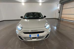 Fiat 600 Hybrid 100 CV DCT MHEV La Prima