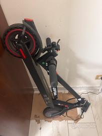 Monopattino elettrico i9 iscotter