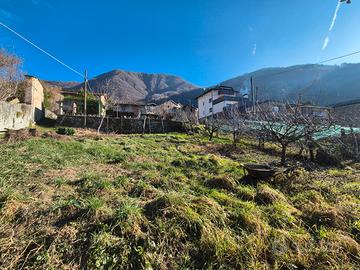 Terreno edificabile 850 mq