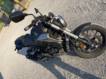 Moto Honda CB125R